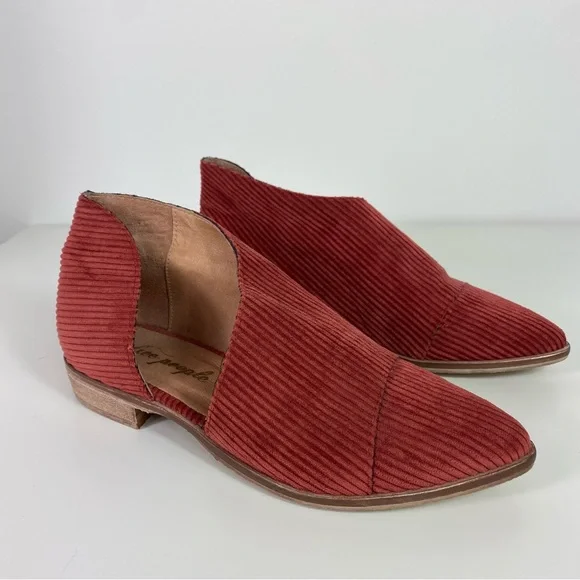 FREE PEOPLE Royale orange Corduroy D'Orsay Cut Out Pointed Toe Flats Size 37